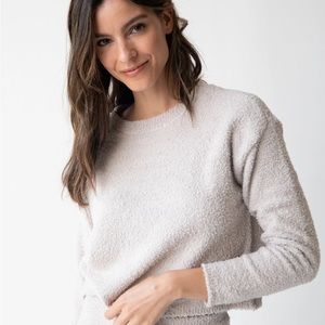 Natural life cropped sweater, size medium. Worn once! Super cozy and soft!